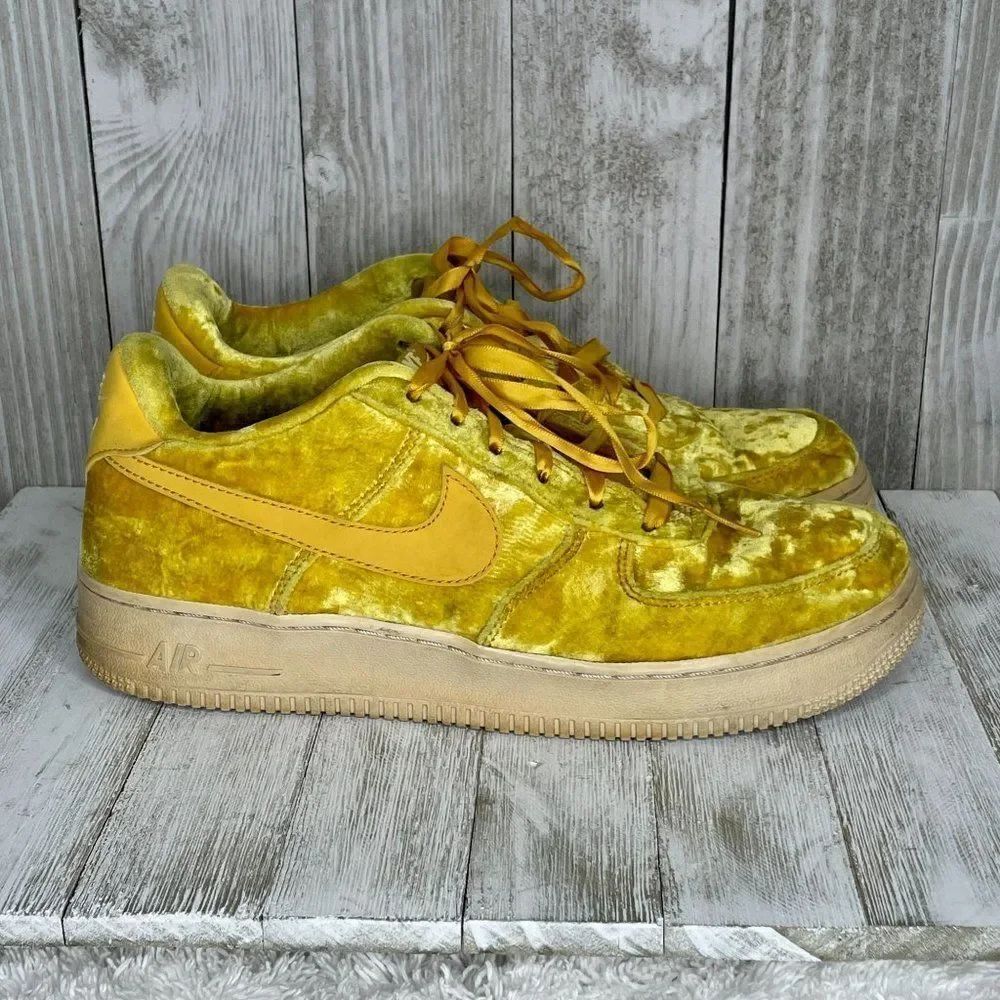 Nike Air Force 1 LV8 ‘Mineral Gold’ Sneakers Kids Size 7Y Youth 8.5 Women - Picture 1 of 8